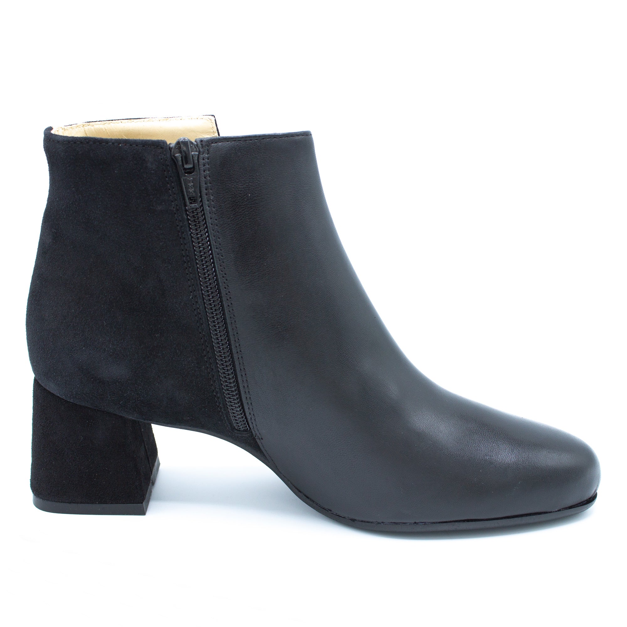 Stivaletto donna in pelle e camoscio nero