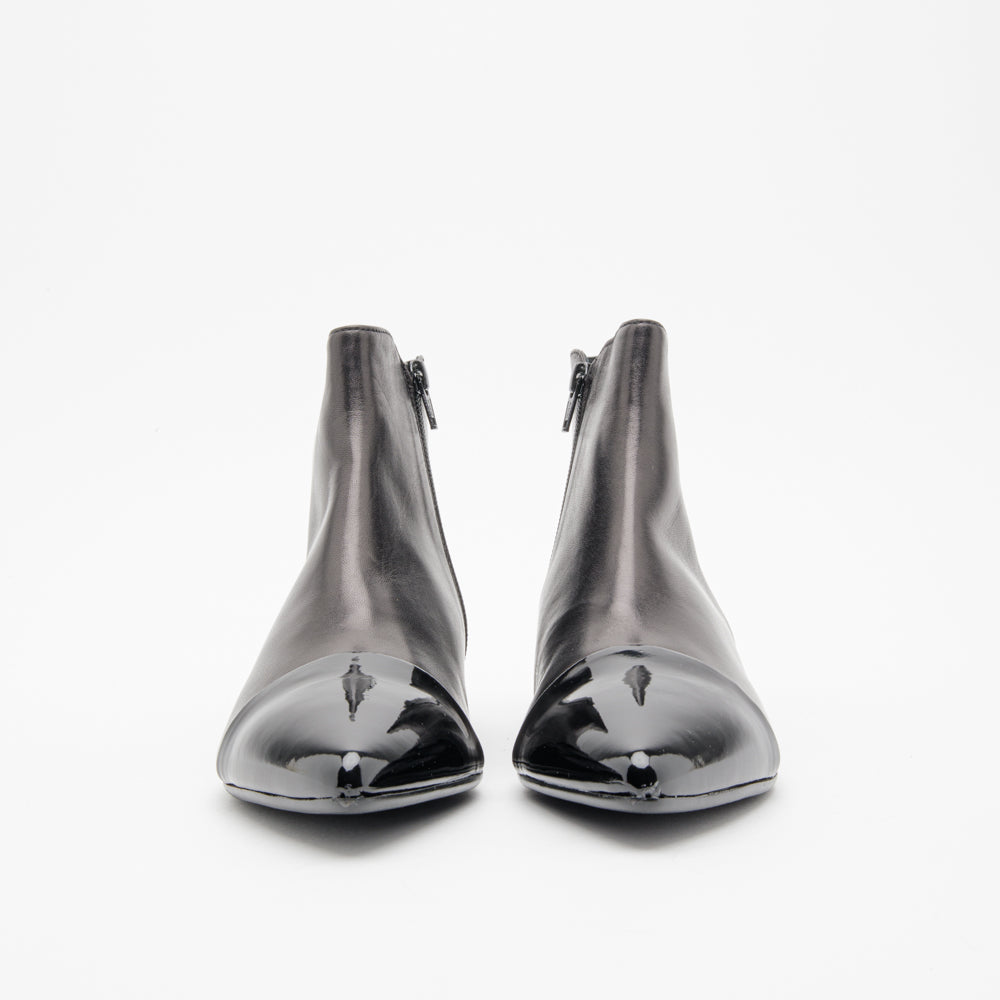 Stivaletto donna nero punta vernice