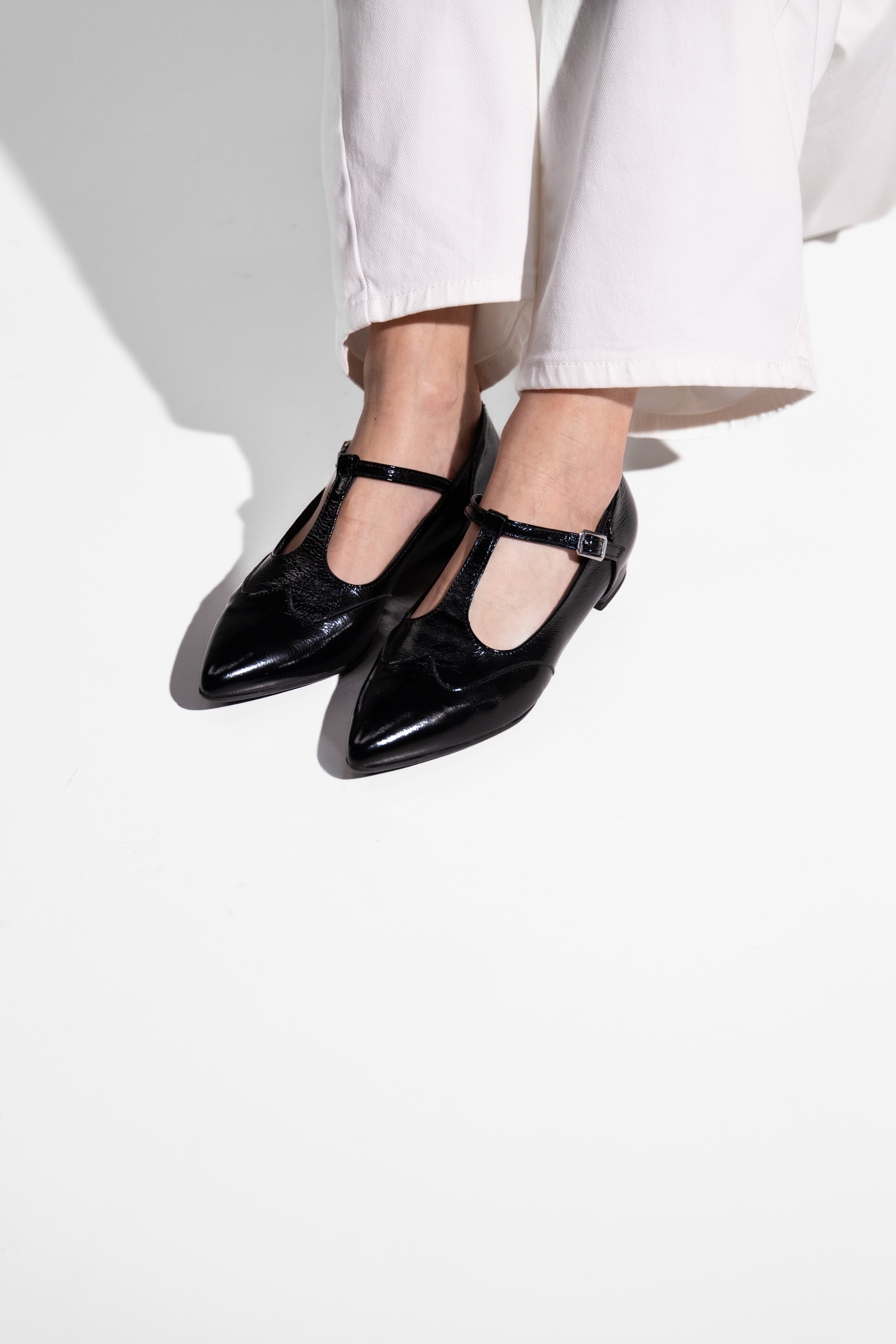 Pumps donna a coda di rondine
