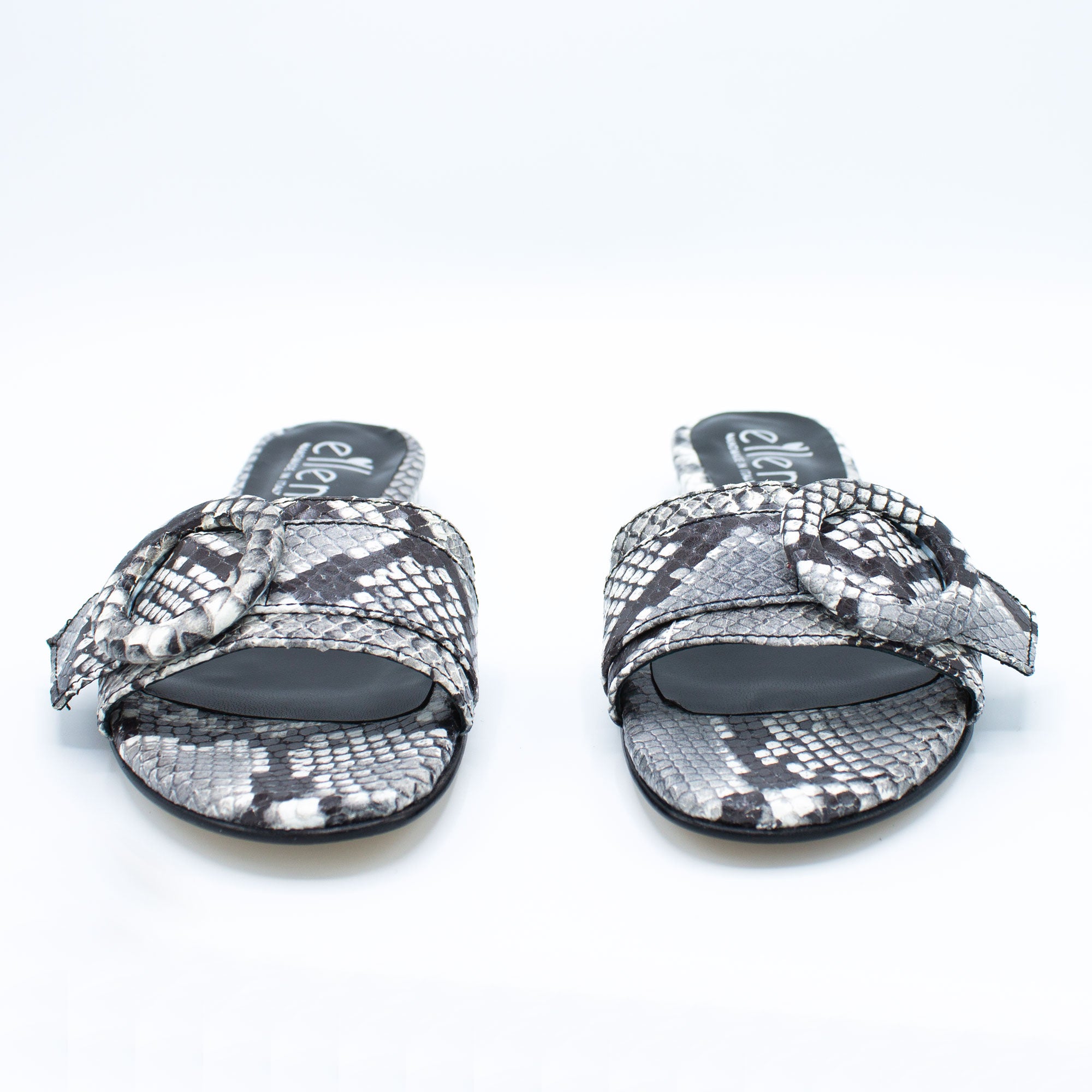 Ciabattina donna in pelle stampato  pitone bianco e nero