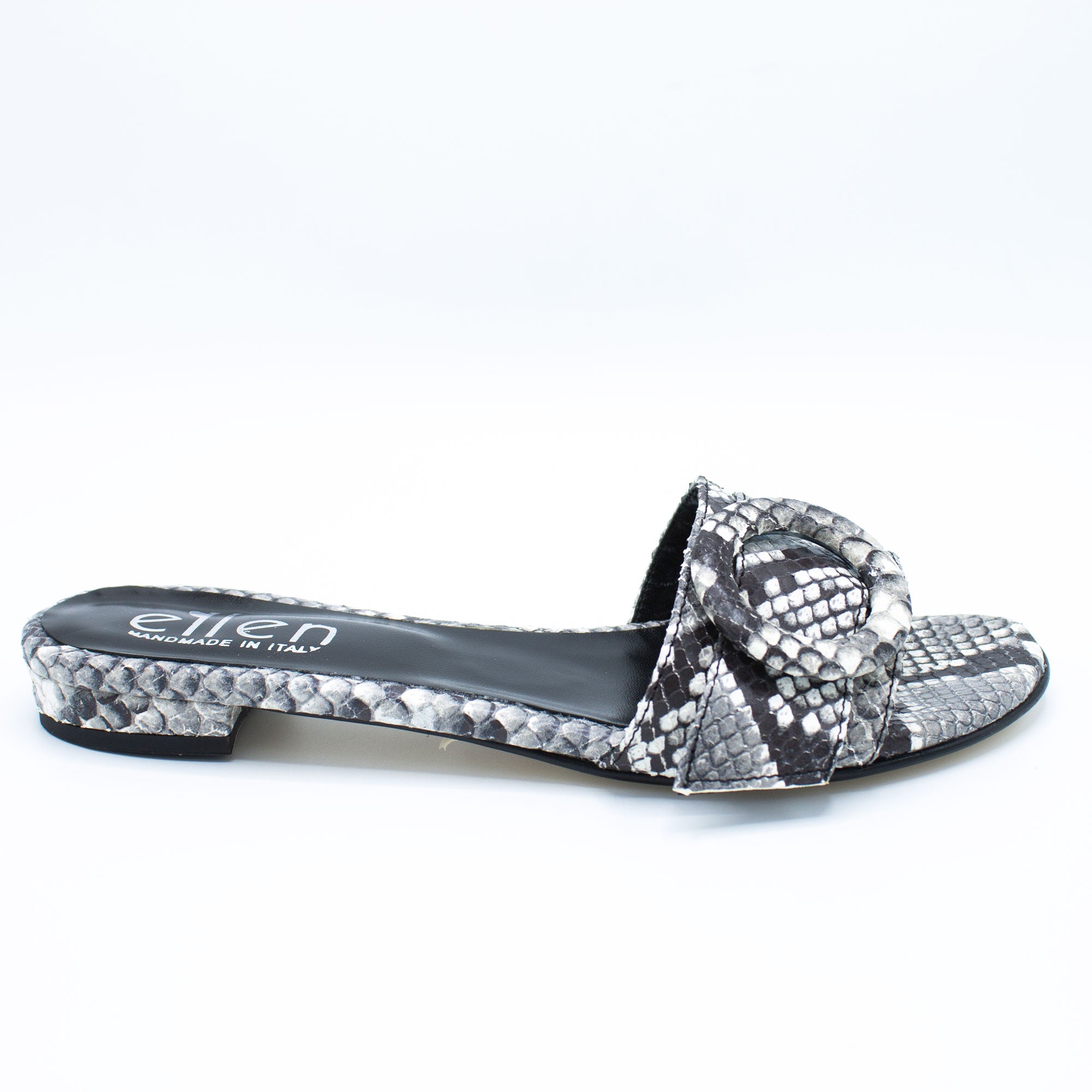 Ciabattina donna in pelle stampato  pitone bianco e nero