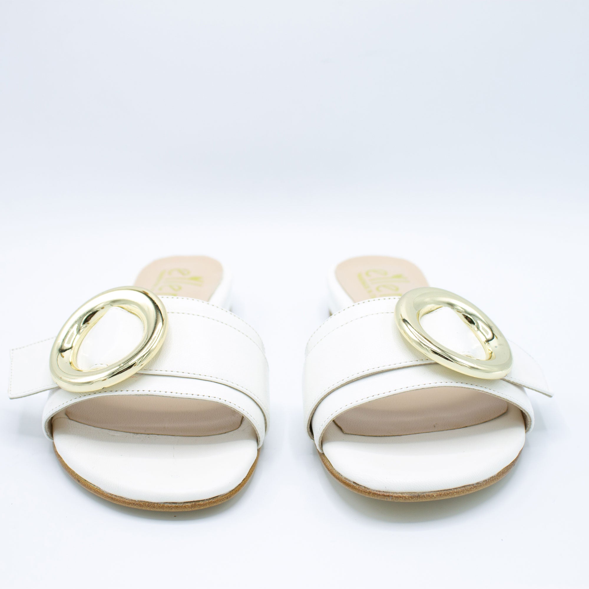 Ciabattina donna in pelle color burro fibbia oro