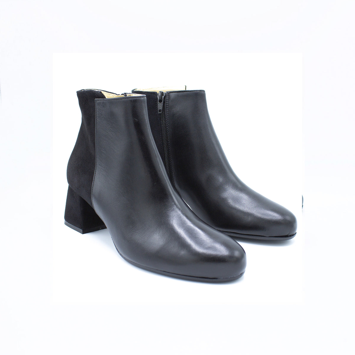Stivaletto donna in pelle e camoscio nero