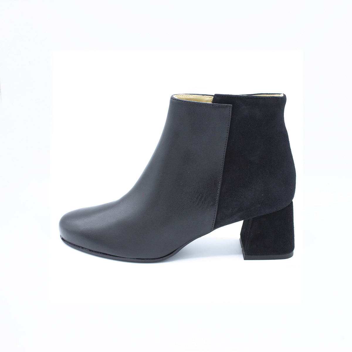 Stivaletto donna in pelle e camoscio nero