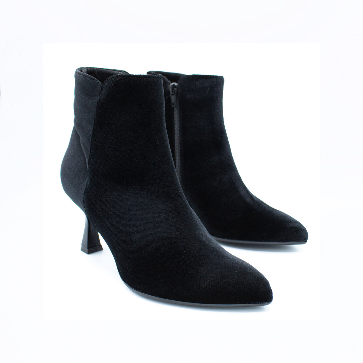 Stivaletto donna in velluto nero
