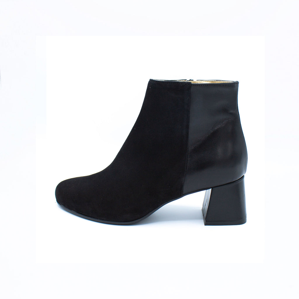 Stivaletto donna in camoscio e pelle nero