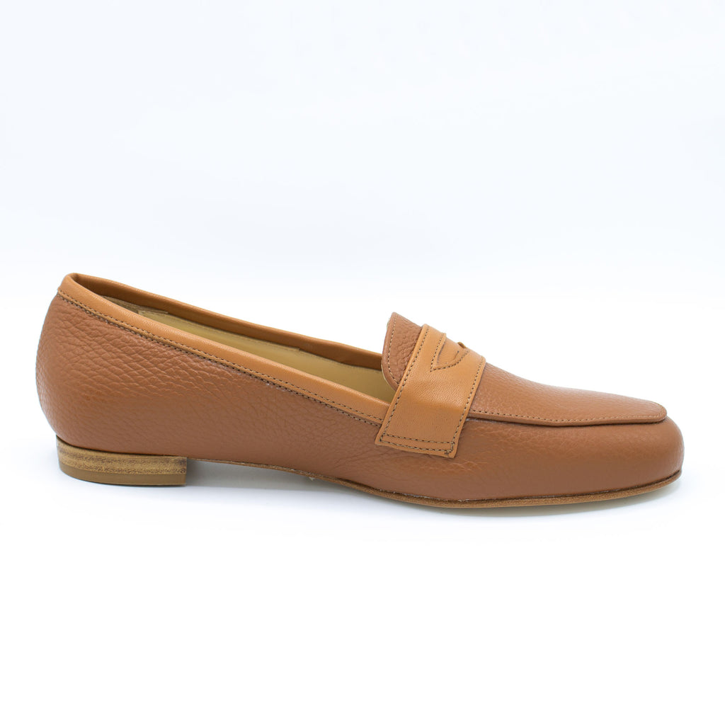 Mocassino donna in pelle martellata color cuoio