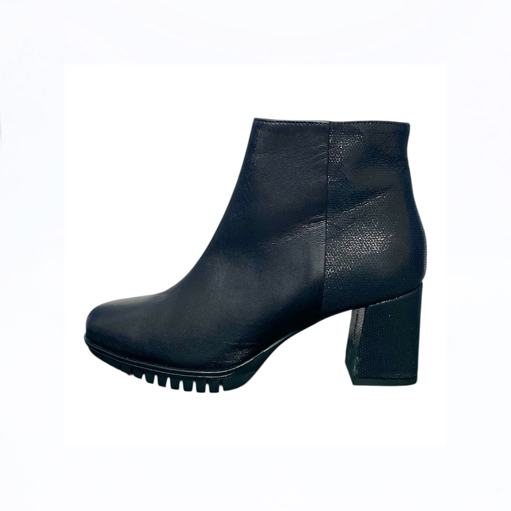 Stivaletto donna in pelle nero