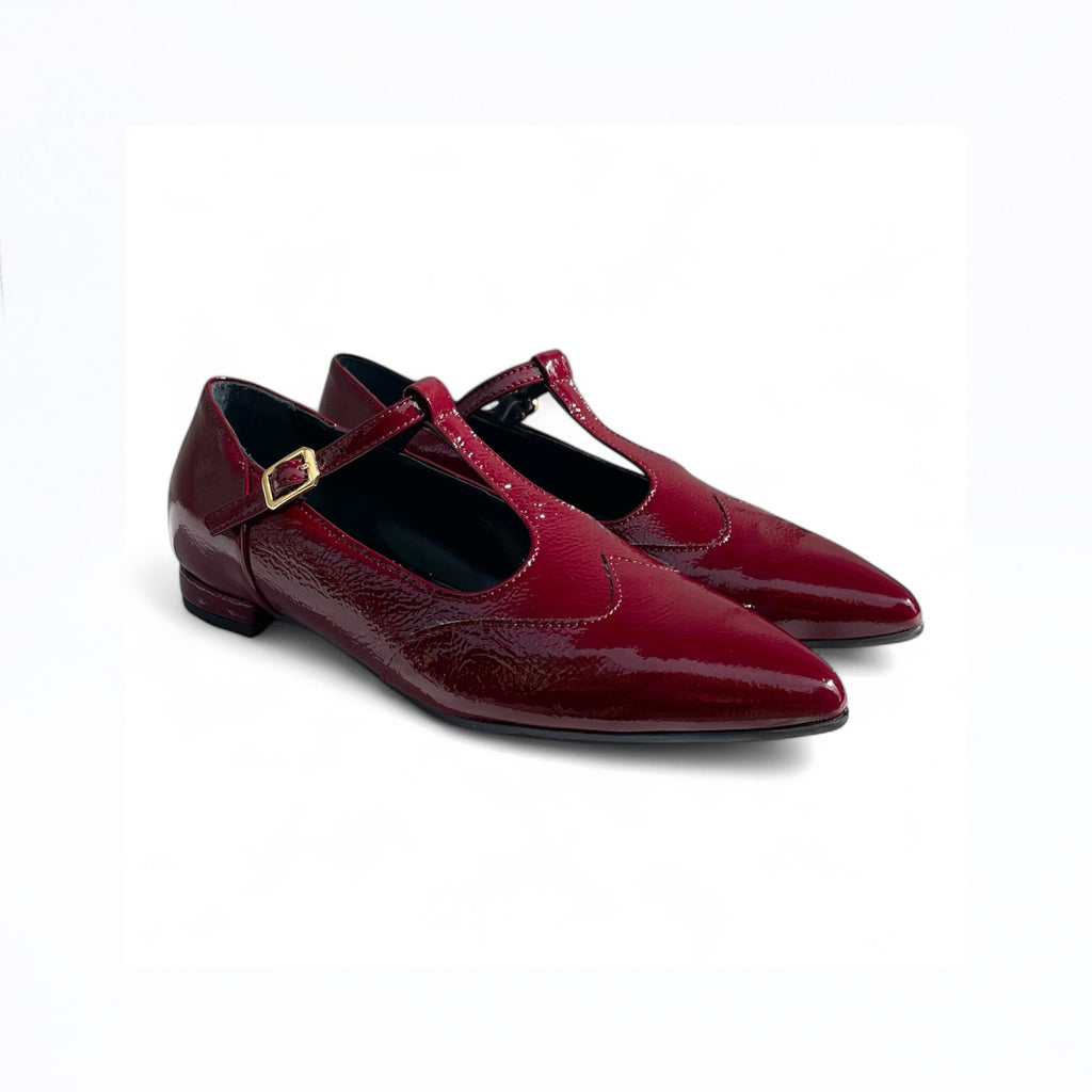 Pumps donna a coda di rondine