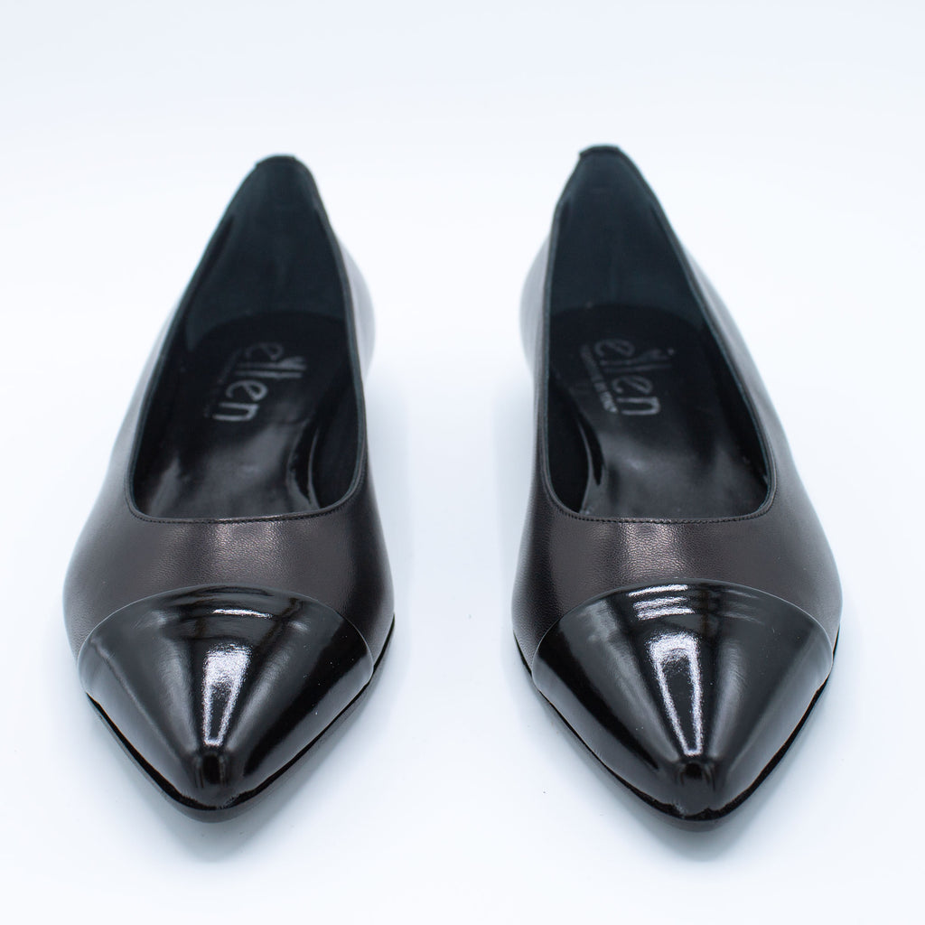 Ballerina nera in pelle