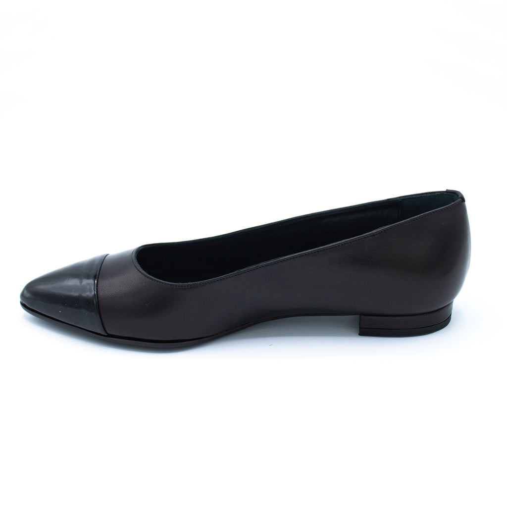 Ballerina nera in pelle